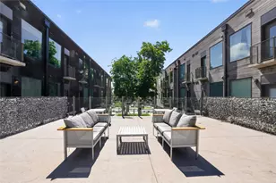 1800 E 4th St, Austin, TX 78702 - Photo 20
