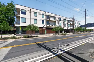 1800 E 4th St, Austin, TX 78702 - Photo 24