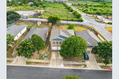 122 Plumbago Cove, Buda, TX 78610 - Photo 32