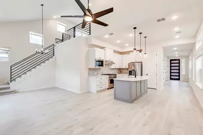 2008 Kit Circle, Austin, TX 78758 - Photo 8