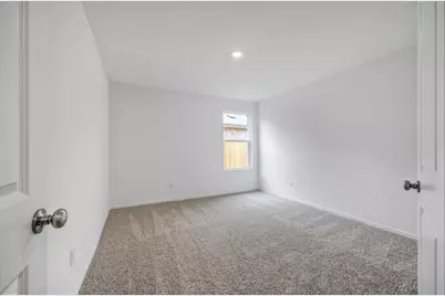 310 Sebring Circle, Hutto, TX 78634 - Photo 16