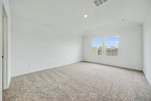 310 Sebring Cir, Hutto, TX 78634 - Photo 22