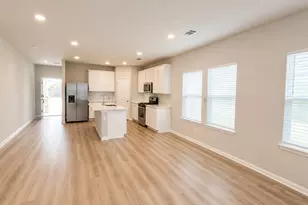 206 Wind Trail, Hutto, TX 78634 - Photo 4