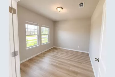 206 Wind Trail, Hutto, TX 78634 - Photo 2