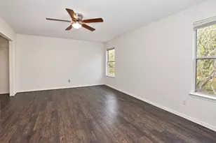 921-923 Sagewood Trail, San Marcos, TX 78666 - Photo 16