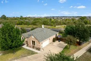 19329 Pencil Cactus Dr, Pflugerville, TX 78660 - Photo 2