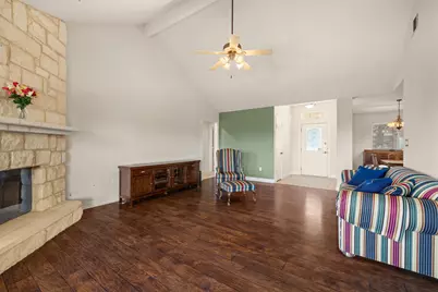 20406 Whiterock Drive, Lago Vista, TX 78645 - Photo 10