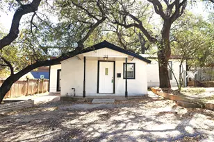 703 Herndon Ln, Austin, TX 78704 - Photo 4