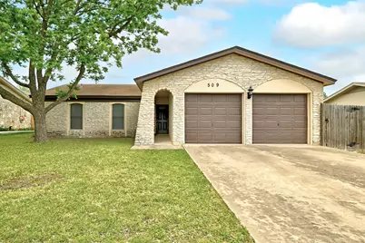 509 Greenway Drive, Pflugerville, TX 78660 - Photo 2