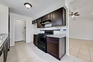509 Greenway Dr, Pflugerville, TX 78660 - Photo 8