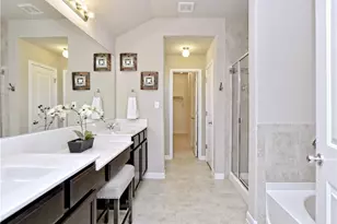 409 Landing Ln, Leander, TX 78641 - Photo 12