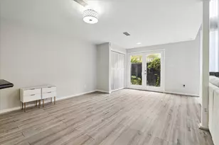 3300 Yorktown St, Houston, TX 77056 - Photo 2