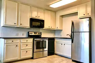 502 W 17th St, Austin, TX 78701 - Photo 2