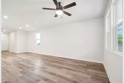 182 Bendecido Loop, Elgin, TX 78621 - Photo 6