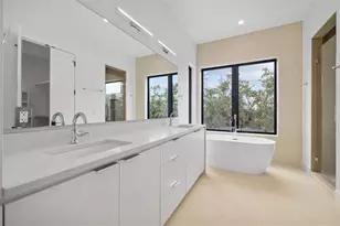 200 N Lake Hills Dr, Austin, TX 78733 - Photo 8