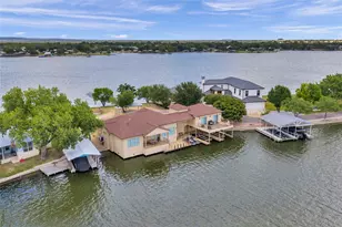 336 Park Ln Ln, Sunrise Beach, TX 78643 - Photo 4