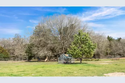 1102 Fairview Drive, Rockdale, TX 76567 - Photo 12