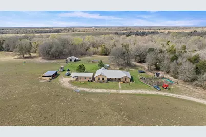 1102 Fairview Drive, Rockdale, TX 76567 - Photo 4