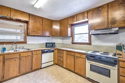 13875 Moffat Road, Temple, TX 76502 - Photo 18
