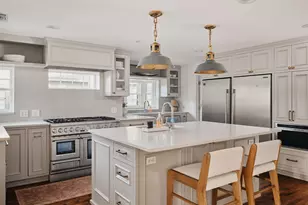 2412 Jarratt Ave, Austin, TX 78703 - Photo 8