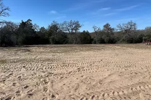 1085 Private Rd 3063, Lexington, TX 78947 - Photo 10