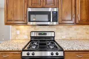 917 Abbeyglen Castle Dr, Pflugerville, TX 78660 - Photo 12