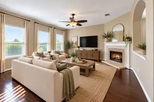 917 Abbeyglen Castle Dr, Pflugerville, TX 78660 - Photo 4