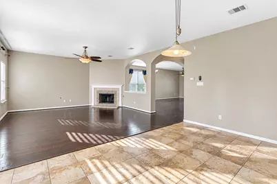 917 Abbeyglen Castle Drive, Pflugerville, TX 78660 - Photo 12
