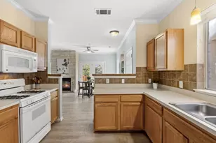 7501 Shadowridge Run, Austin, TX 78749 - Photo 8