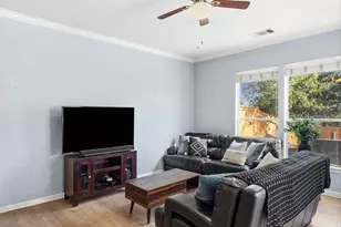 7501 Shadowridge Run, Austin, TX 78749 - Photo 4