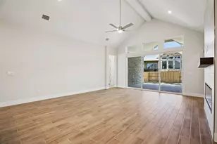 281 Seaside Sparrow Wy, Kyle, TX 78640 - Photo 4