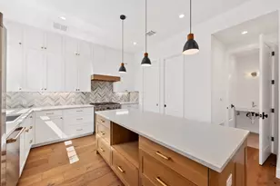 1919 W 38th St, Austin, TX 78731 - Photo 12