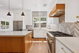 1919 W 38th St, Austin, TX 78731 - Photo 10