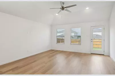 137 Tolo Drive, Elgin, TX 78621 - Photo 12