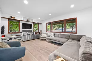 701 Brownlee Cir, Austin, TX 78703 - Photo 6