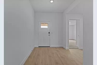 273 Rivers Edge Drive, Georgetown, TX 78628 - Photo 2