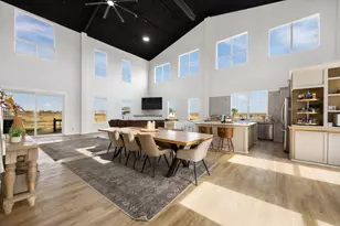 835 E County Road 304, Jarrell, TX 76537 - Photo 22