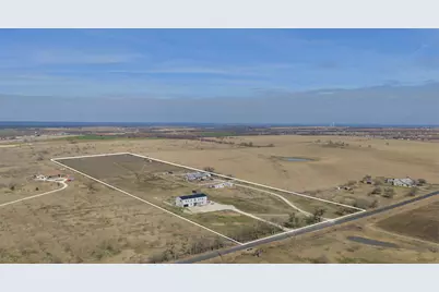 835 E County Road 304, Jarrell, TX 76537 - Photo 4