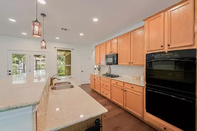 1049 Sanders, Kyle, TX 78640 - Photo 6