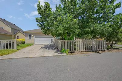 1049 Sanders, Kyle, TX 78640 - Photo 16