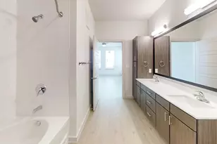 320 Goll St, Kyle, TX 78640 - Photo 8