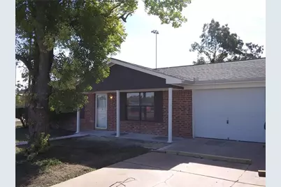 313 Ross Street, Hutto, TX 78634 - Photo 2