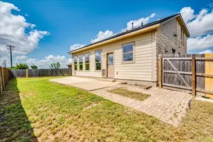 484 Travertine Trail, Buda, TX 78610 - Photo 28