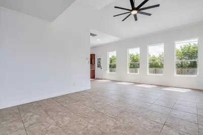 484 Travertine Trail, Buda, TX 78610 - Photo 6