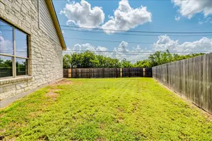 484 Travertine Trail, Buda, TX 78610 - Photo 30