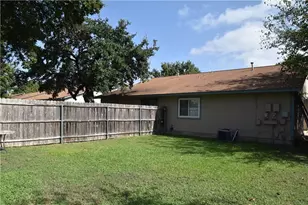 12210 B Dundee Dr, Austin, TX 78759 - Photo 2