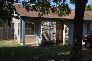 12210 B Dundee Dr, Austin, TX 78759 - Photo 1