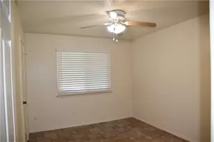 12210 B Dundee Dr, Austin, TX 78759 - Photo 6