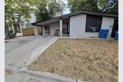 703 Rosewood Street, Lockhart, TX 78644 - Photo 1