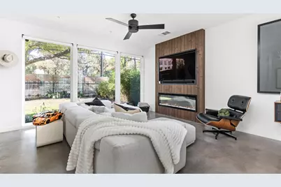 631 Tillery Street #1, Austin, TX 78702 - Photo 12